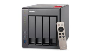 NAS QNAP TS-451+-8G 4 BAHIAS
