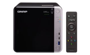 NAS QNAP TS-453BT3-8G 8 BAHIAS