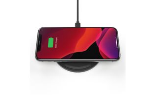 CARGADOR QI INALAMBRICO BELKIN BOOSTCHARGE 10W +ADAPTADOR CA NEGRO